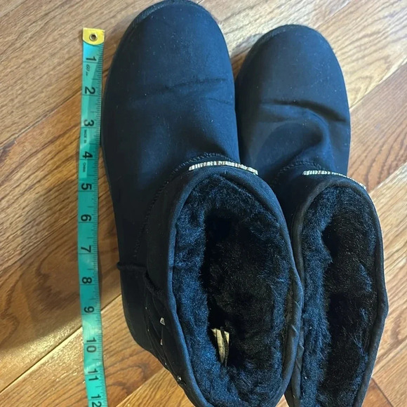 Juicy Couture faux fur studded black suede  boots Sz 10 - Picture 9 of 13